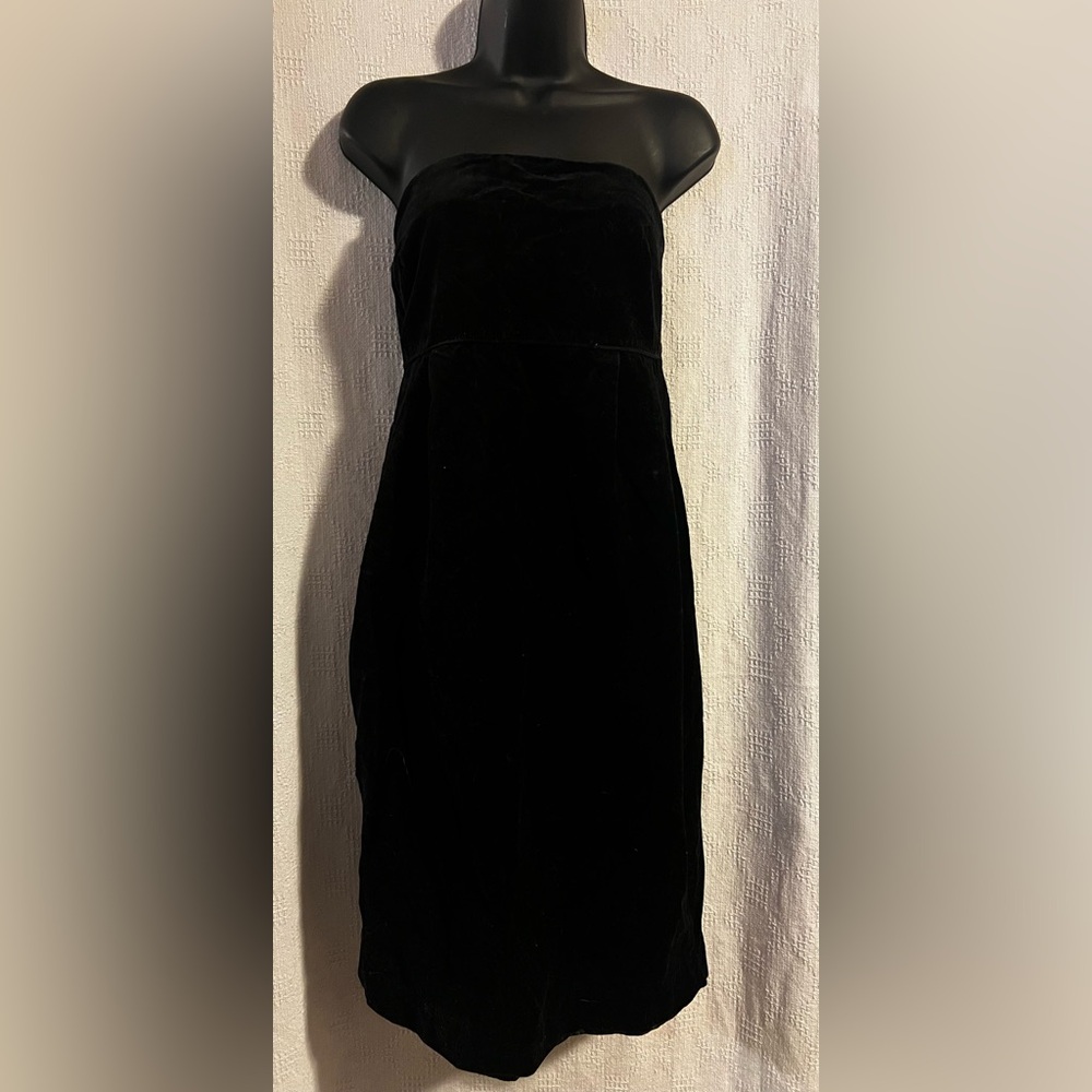 NWT Bitten by SJP -Elegant Black Strapless Dress